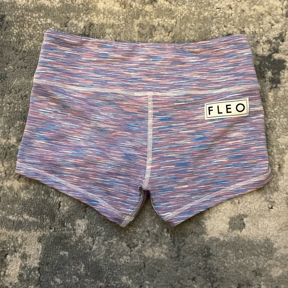 Fleo OG CrossFit shorts, SZ XS, purple & blue
